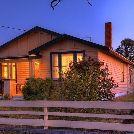 Grace'S Spa Cottage Smithton Exterior foto